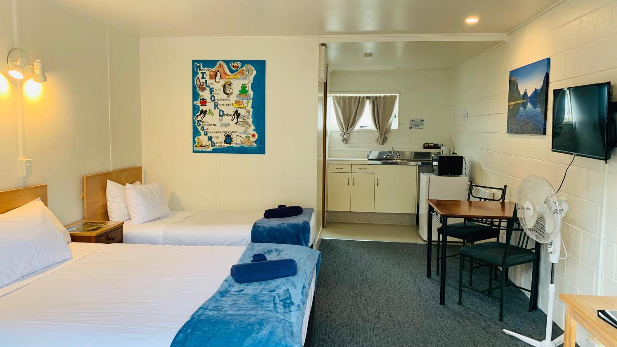 Alpha Motor Motel 3*
