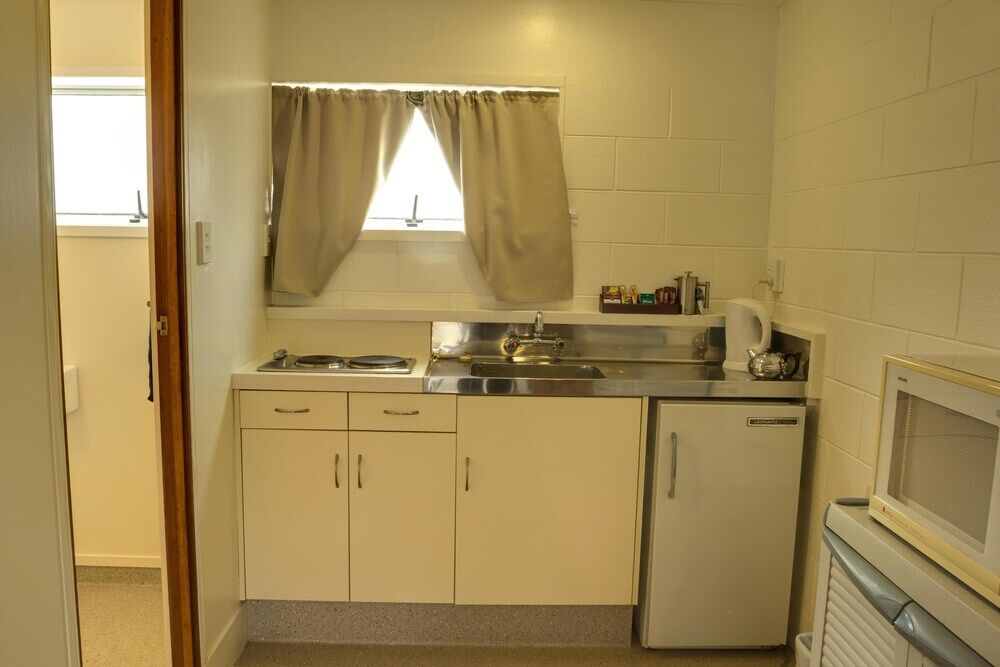Alpha Motor 3* Palmerston North